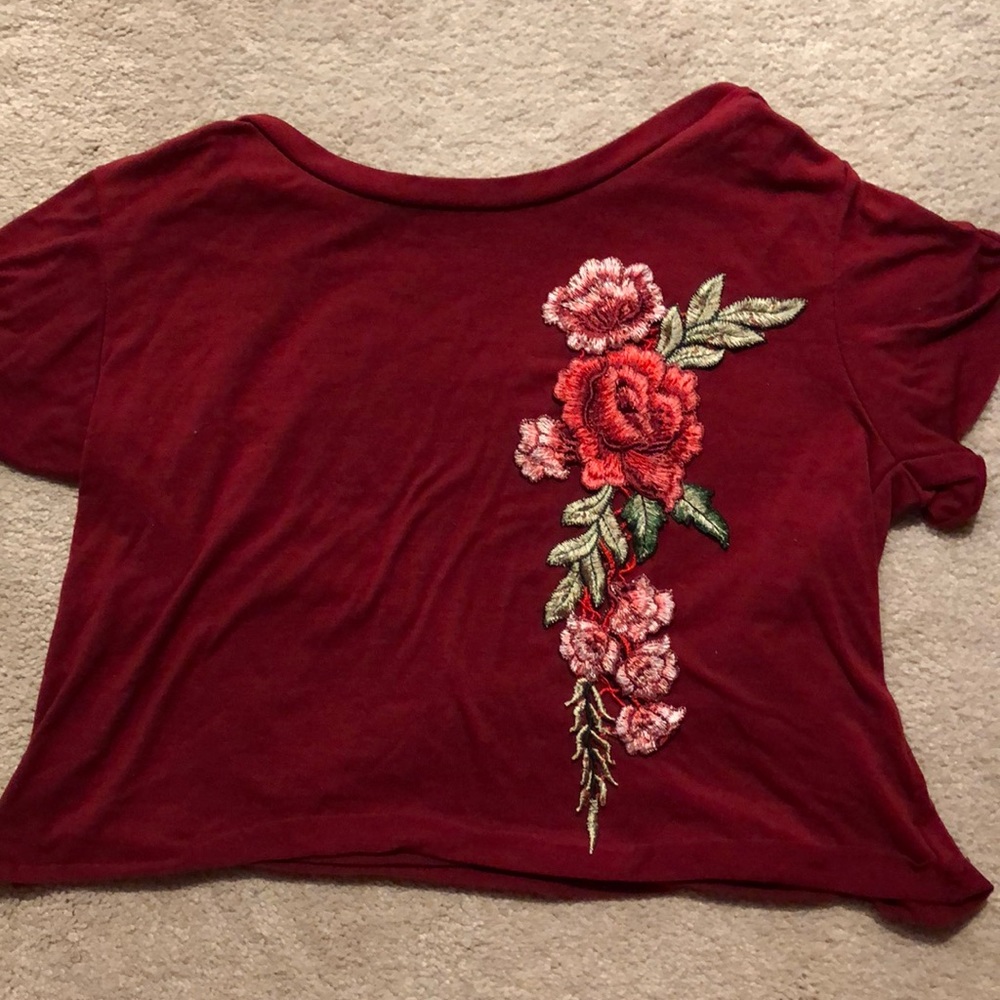 burgundy cropped shirt w rose embroidery